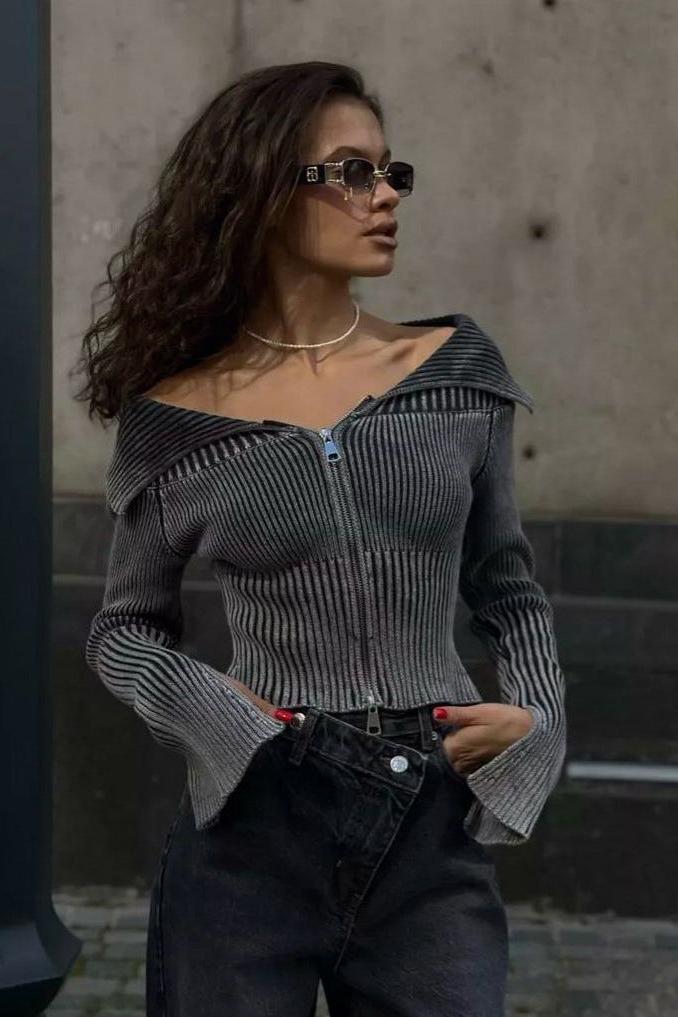 Stilla | Off Shoulder Slim Fit Zip up Sweater
