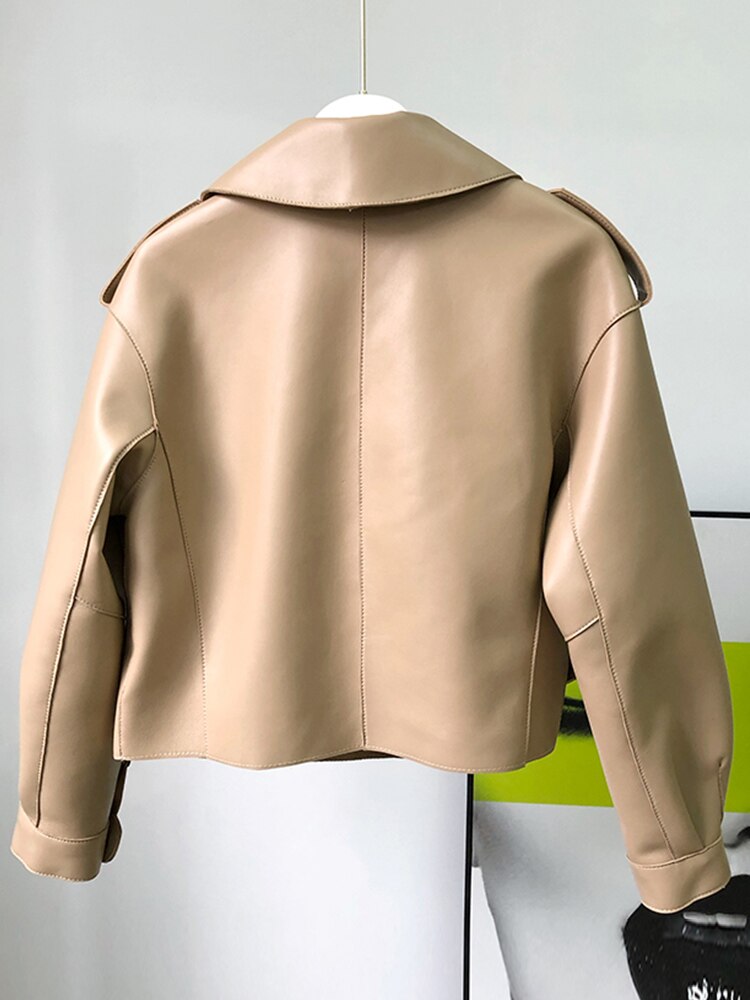 Stilla |coat court en cuir élégant et tendance på udsalg