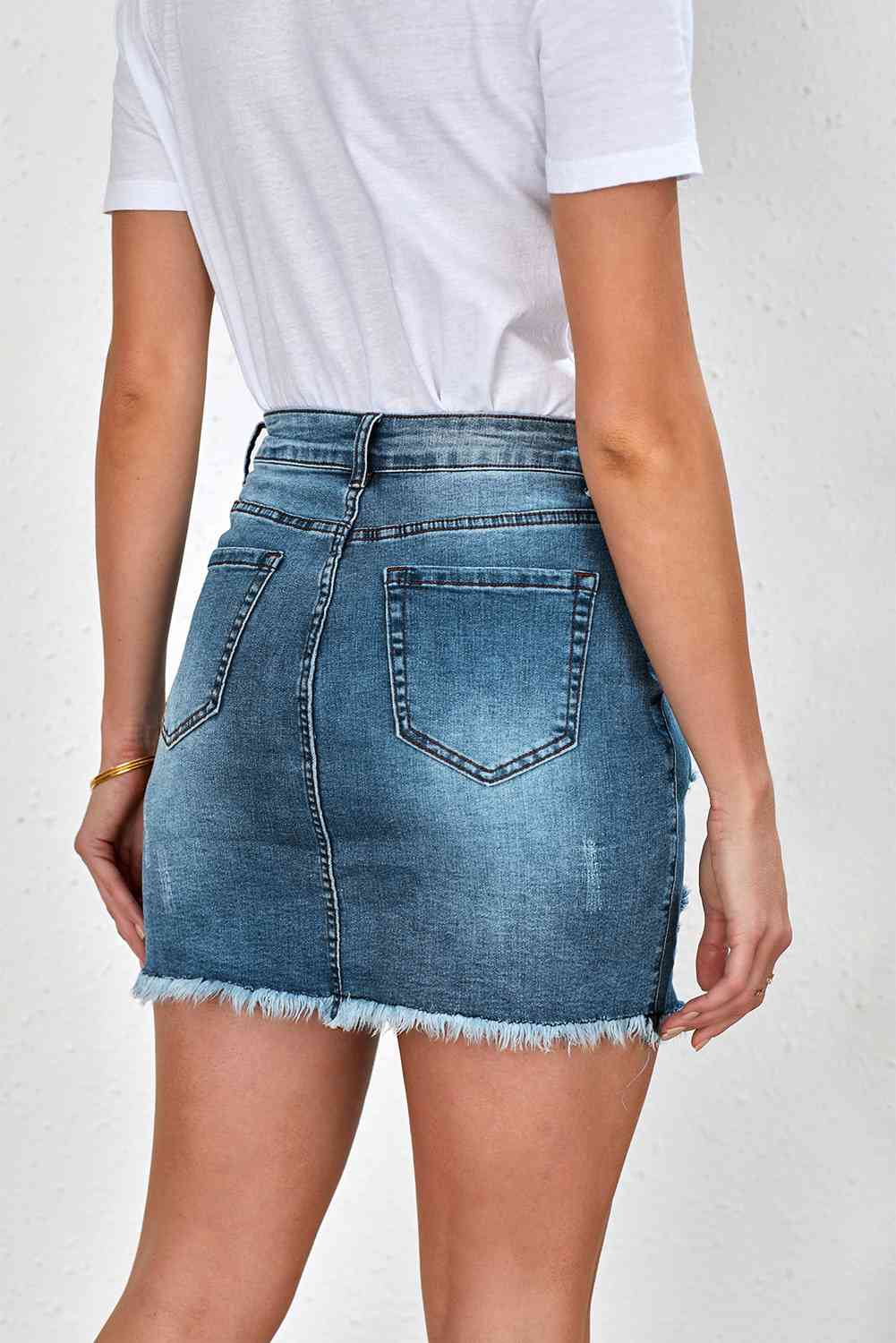 Stilla | Raw Hem Denim Mini Skirt