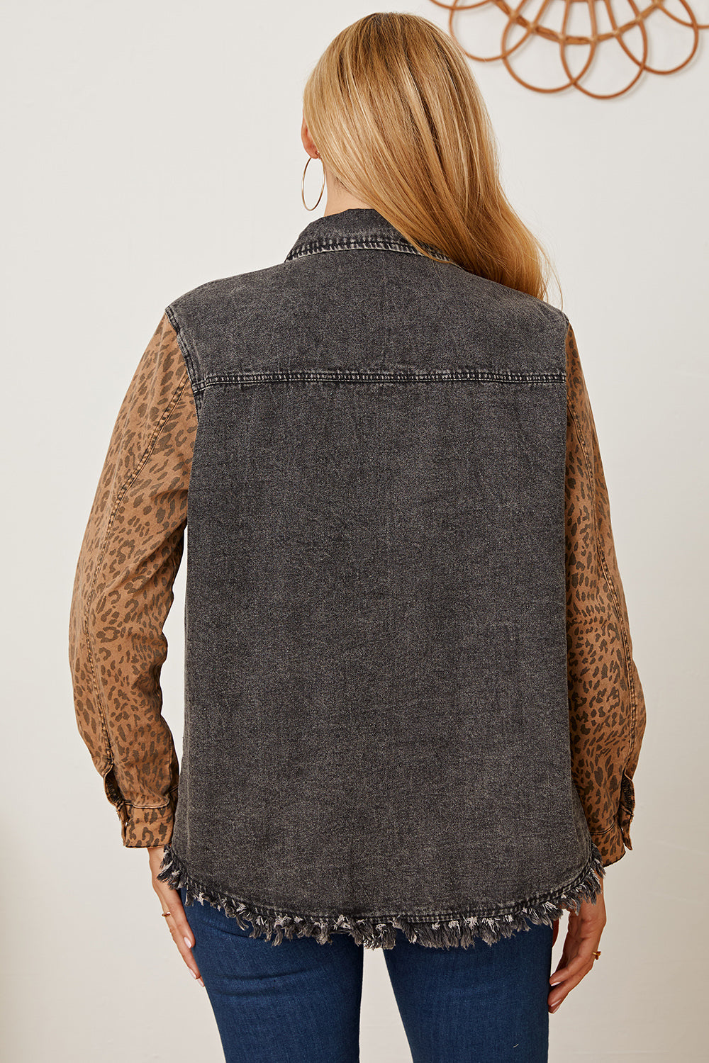 Stilla | Raw Hem Pocketed Denim Jakke