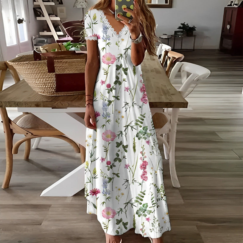 Stilla | Kjole Med Elegant Blomsterprint Og Tidløst Design Til Kvinder