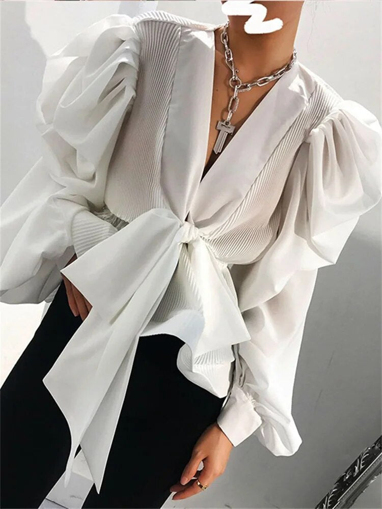Stilla | Elegante V-hals Bluse Med Puffede Ærmer Rabat