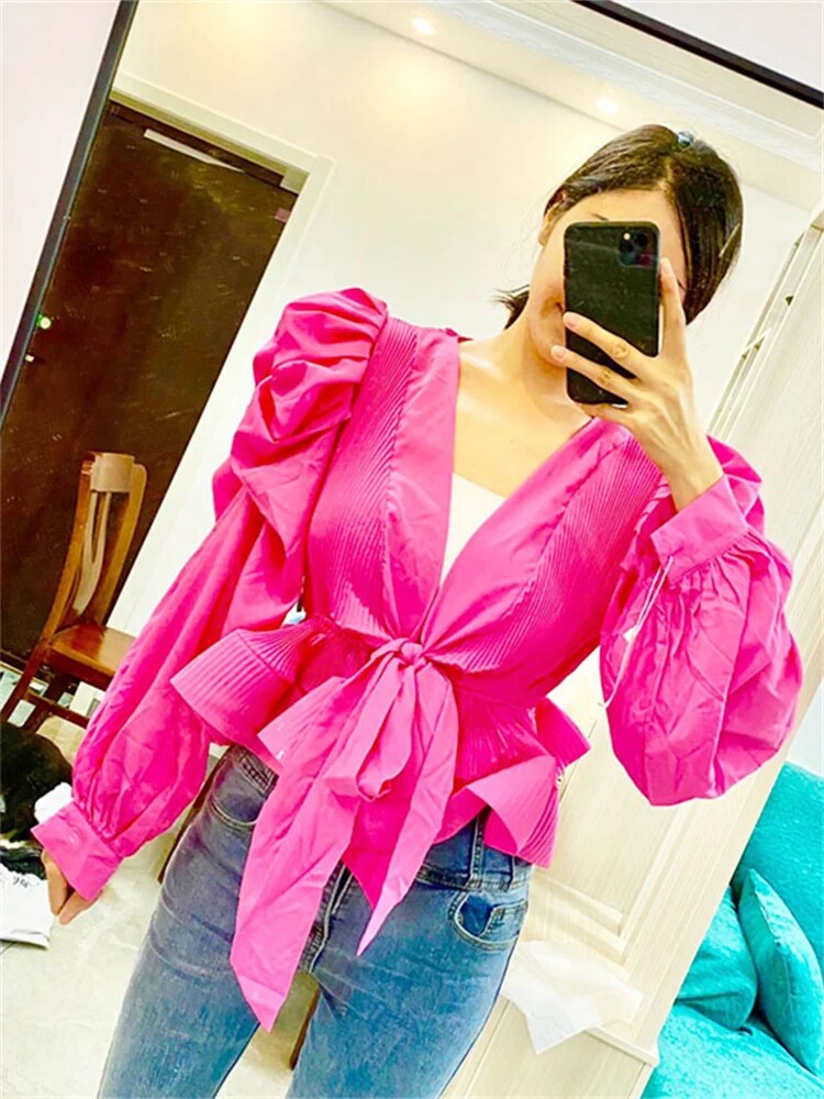 Stilla | Elegante V-hals Bluse Med Puffede Ærmer Rabat