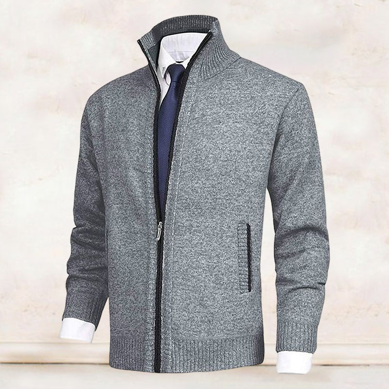 Stilla | Elegante herrevest med lynlås, krave og lommer Online nu