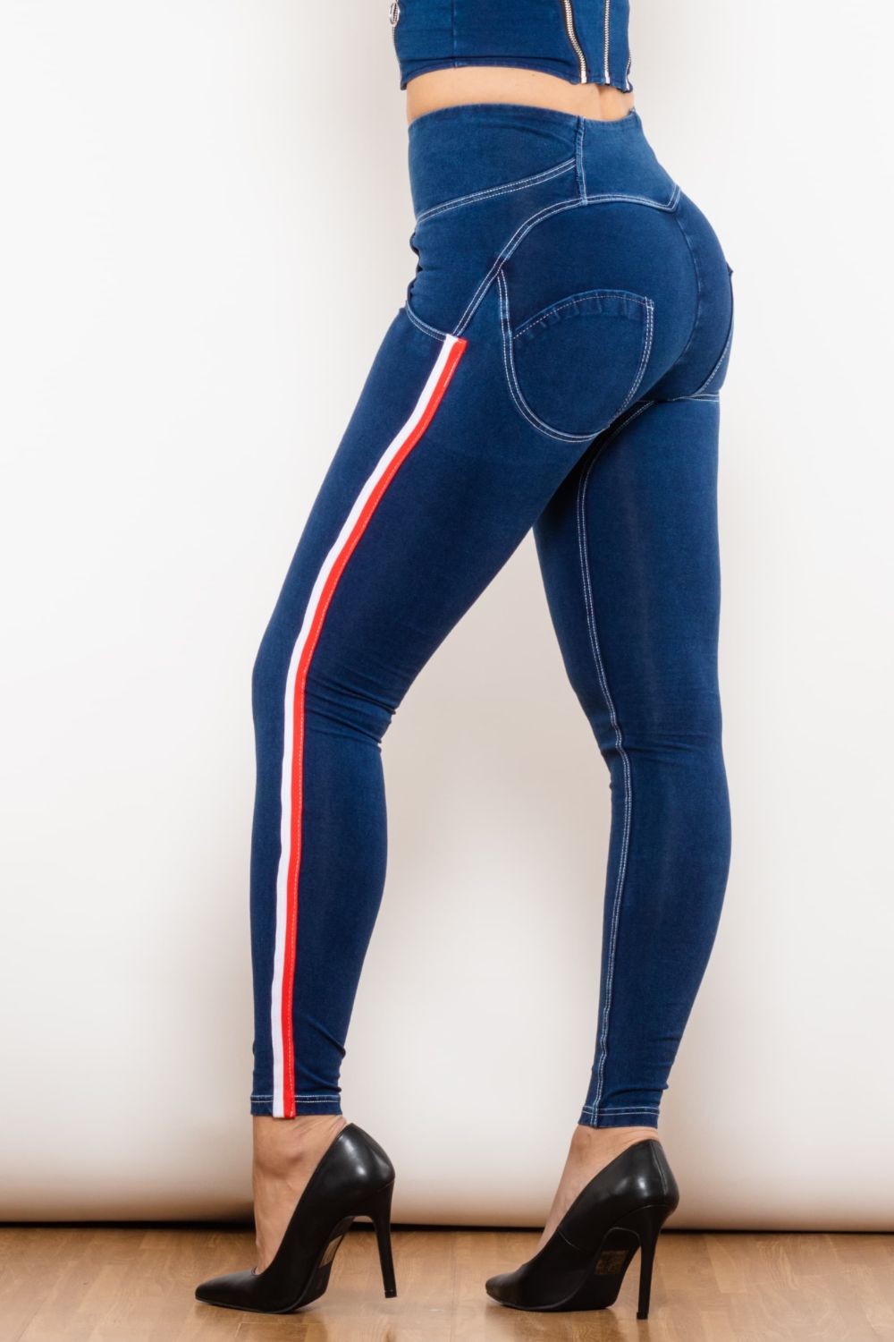 Stilla | Stribet Knap Høj Talje Skinny Jeans