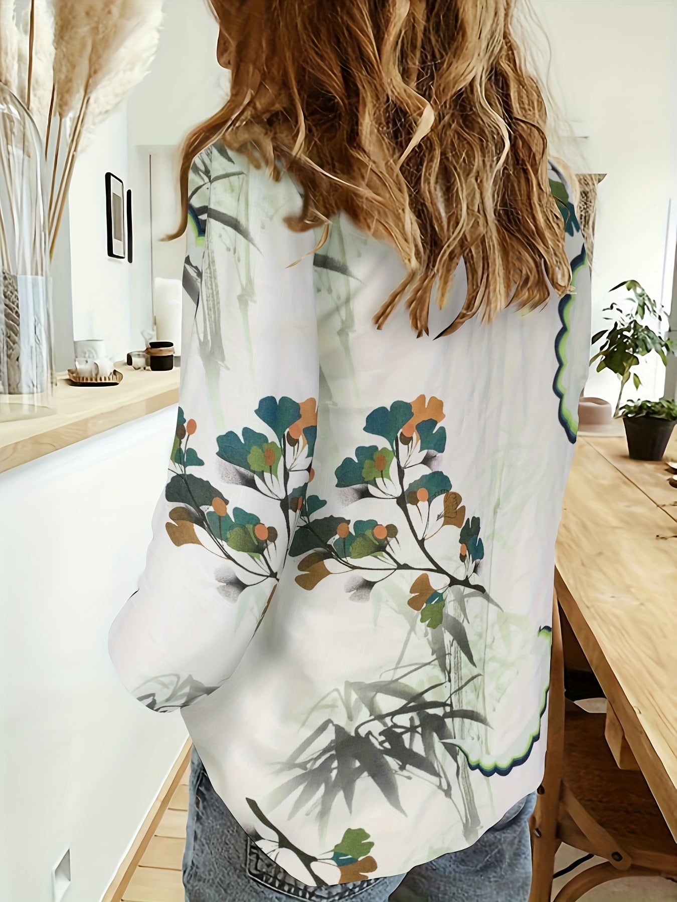 Stilla | Dame Linned Bluse Afslappet Stil, Blomsterdesign, Med Lange Ærmer Og Krave Med Knaplukning, Åndbar