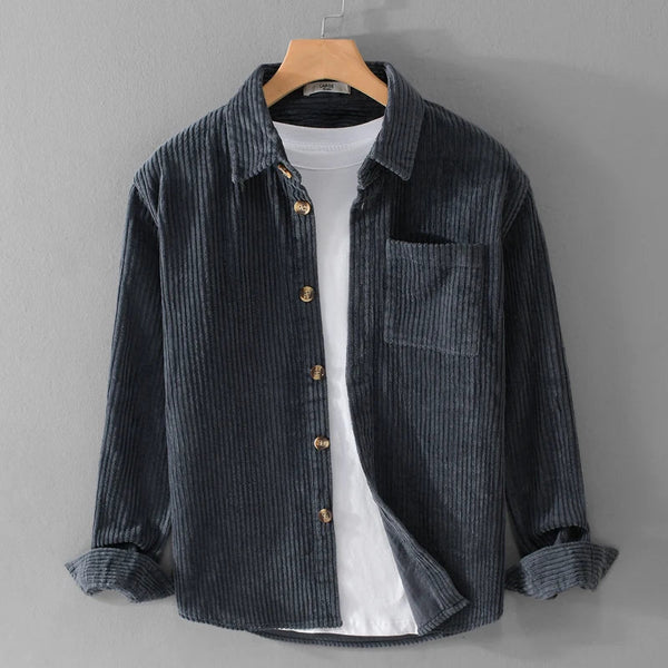 Stilla | Damebluse med knaplukning og stilfuldt look