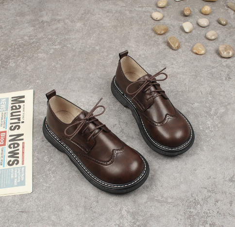 Stilla | Oxford sko i brogue stil med bred boks