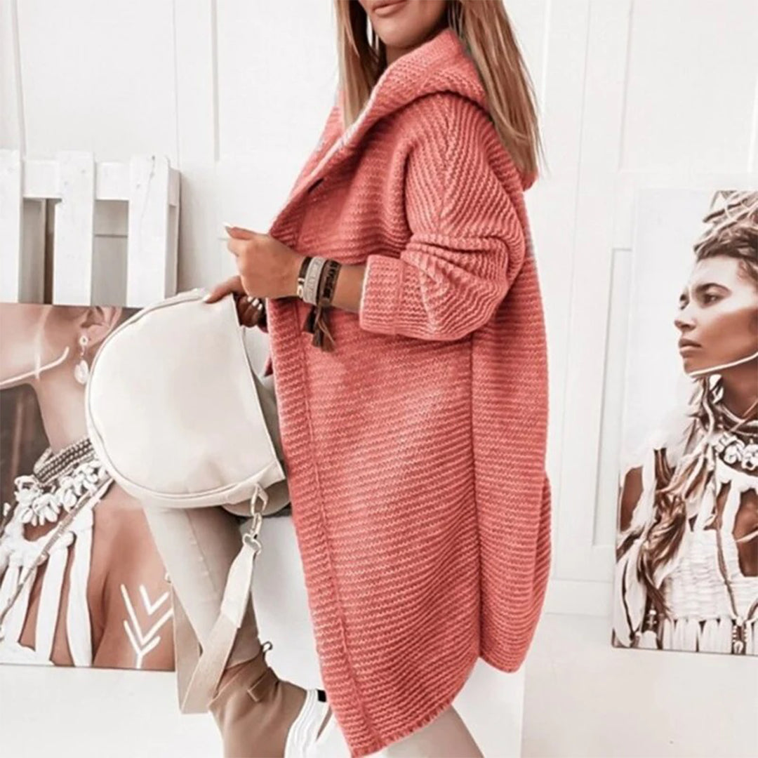 Stilla | Strikfrakke med Hætte Akryl Elegant og Varmt Design
