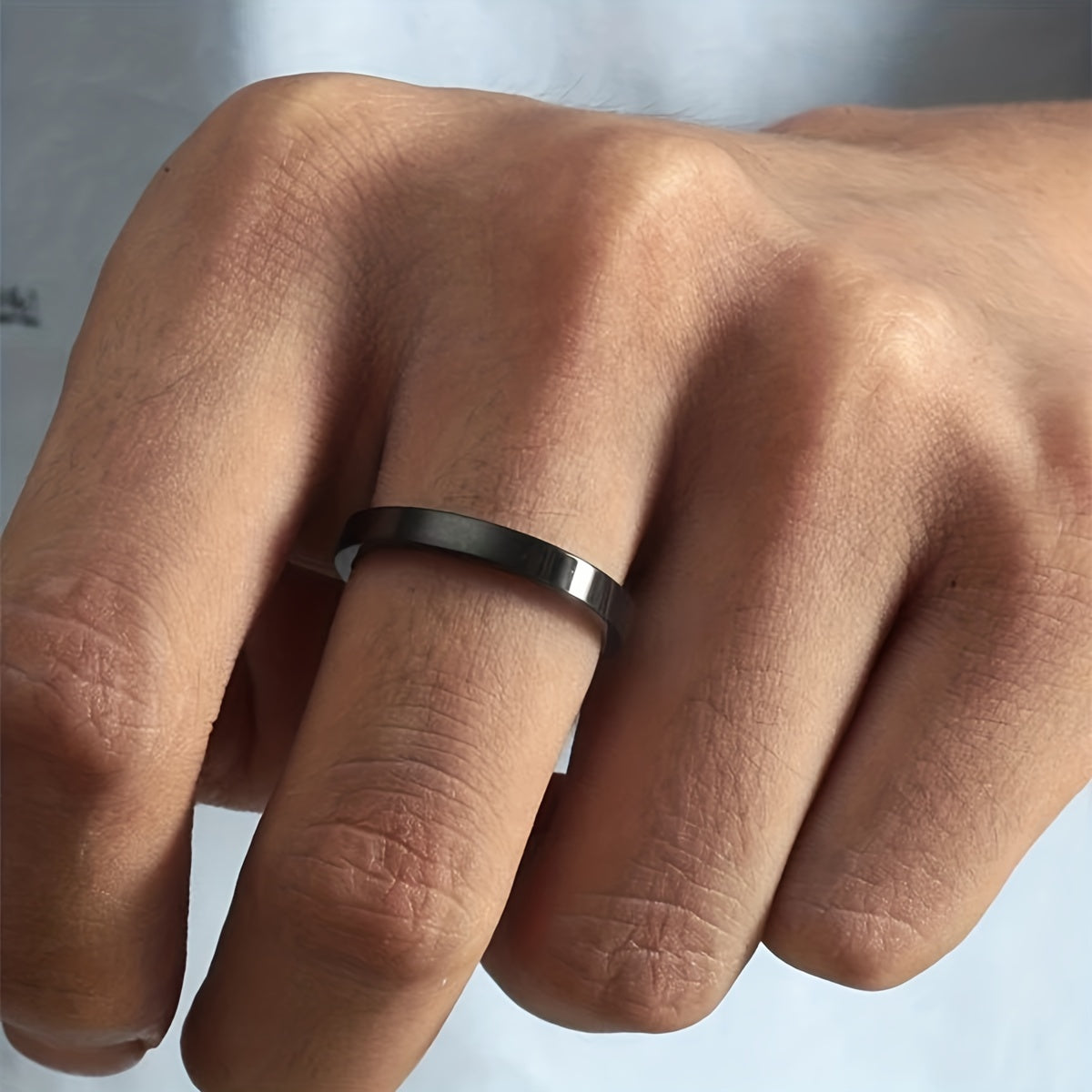 Stilla | Skinnende Rustfrit Stålring Med Bue Design Online