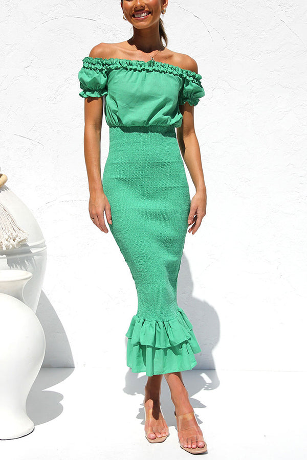 Stilla | Mermaid Silhouette Off Shoulder Smocked Midi Kjole Online nu
