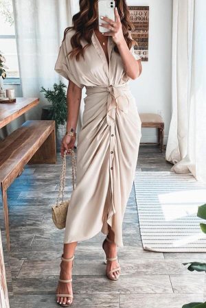 Stilla | Satin Kjole med Knapper og Voile